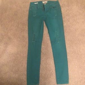 Fun turquoise skinny jeans